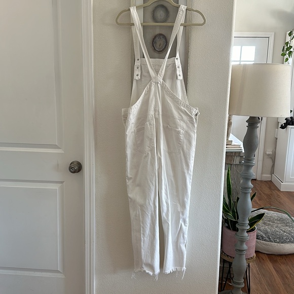 BlankNYC NWOT distressed white overalls ✨ - Picture 4 of 5